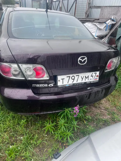 Автомобиль "Мазда 6"