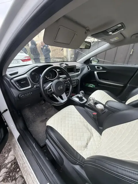 Транспортное средство марки Kia CD (Ceed), тип – легковой комби (хэтчбек), год выпуска 2018, адрес: Ставропольский край, г. Ставрополь, проезд 2 Юго-Западный, 8А.