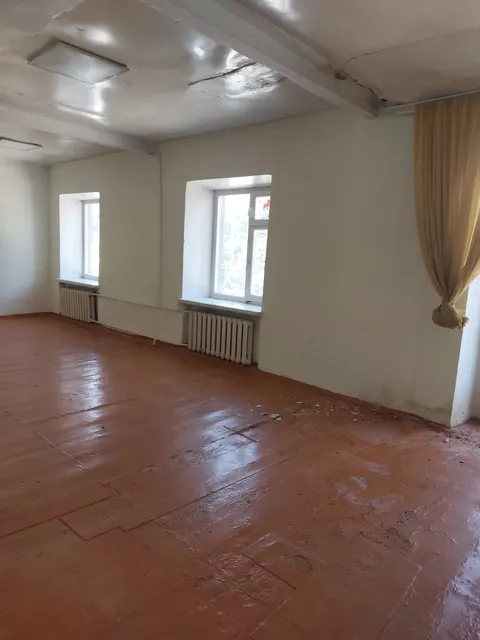 Нежилое здание