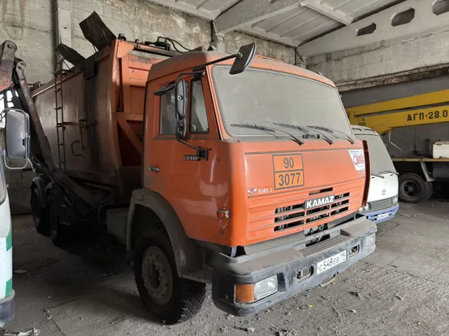Предметом аукциона является право заключения договора купли-продажи следующего объекта движимого имущества, находящегося в федеральной собственности и закрепленного за федеральным государственным бюджетным образовательным учреждением высшего образования «Хакасский государственный университет им. Н.Ф. Катанова» на праве оперативного управления: Автомобиль: КО 440-5