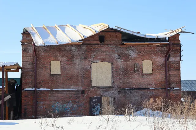 Нежилое здание (Пакгауз), Красноярский край,  г. Енисейск, пер. Партизанский,  16
