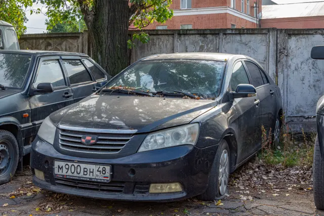 Автомобиль легковой седан, марка, модель ТС: GEELY EMGRAND (FE-1), 2014 года выпуска, идентификационный номер (VIN): X9W8844SCED007123; модель и номер двигателя – JL4G18, E3ND01230, цвет кузова – черный по адресу: Липецкая обл., г. Липецк, ул. 9 Мая, д.20а