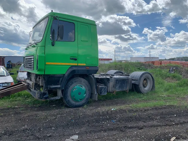 Автомобиль МАЗ 5440В5-8480-031, 2013 года выпуска, VIN Y3M5440B5D0000540 (Автомобиль с ключами. Документы на транспортное средство отсутствуют. Отсутствует: коробка передач, карданный вал, воздушные патрубки, разукомплектован салон)