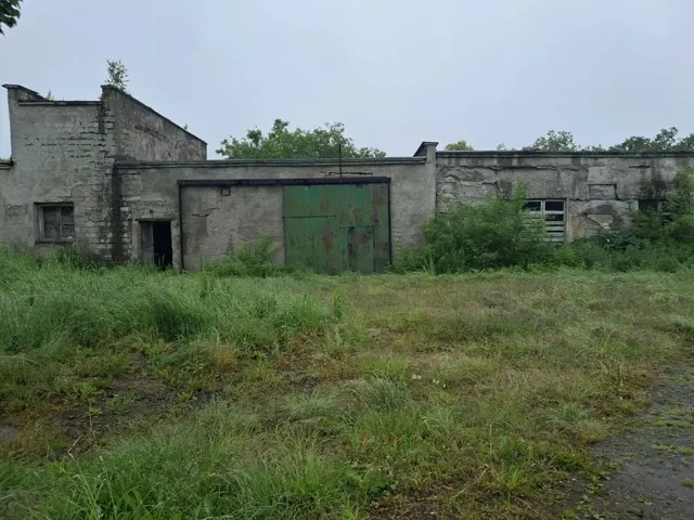 Нежилые помещения позиции 13, 14, 15, 16 в здании Баня, расположенные по адресу: Камчатский край, р-н. Усть-Большерецкий, с.Апача, ул. Юбилейная, д. 6