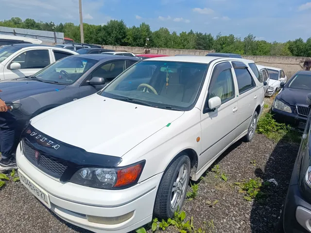 Автомобиль марки «Toyota Vista Ardeo» (Тойота Виста Ардео), б/у, 0348РB27, 1999 года выпус-ка, по кузову имеются мелкие повреждения, вмятина багажника, коррозия багажника