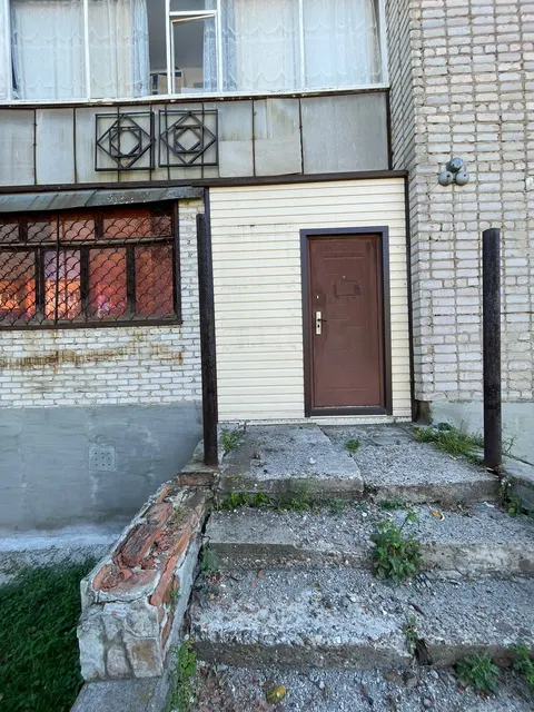 Нежилое помещение,  находящееся в казне городского округа город Кумертау Республики Башкортостан, расположенного по адресу: Республика Башкортостан,  город Кумертау, ул. Гафури, д. 8, помещение 1,   с кадастровым номером 02:60:010113:698