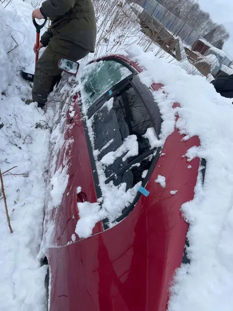 Автомобиль Форд Фокус С-Макс, автомобиль Toyota Mark2, Автомобиль MAZDA Atenza, Автомобиль Suzuki Eskudo, Автомобиль ВАЗ 21061, автомобиль KIA RIO, Автомобиль Mitsubishi Lancer