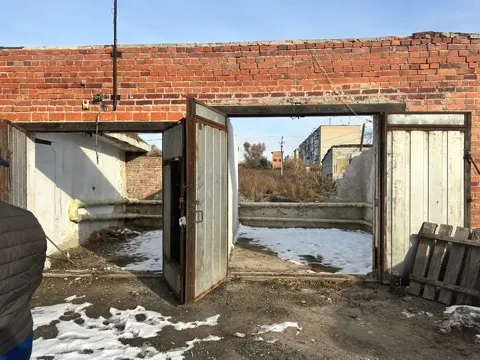 Нежилое помещение - гараж общей площадью 44,6 кв.м., с кадастровым номером 74:12:1107024:322, по адресу: Челябинская область, р-н Красноармейский, с. Миасское, ул. Пионера, д.35-а, пом.2