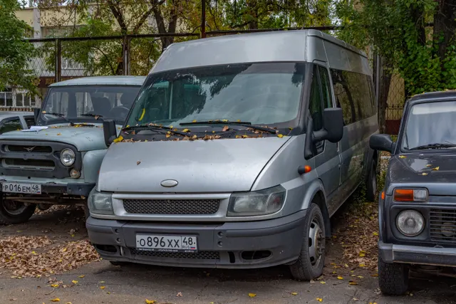 Автобус прочее, марка, модель ТС: ФОРД ТРАНЗИТ БУС, 2004 года выпуска, идентификационный номер (VIN): WF0EXXTTFE4E14068; модель и номер двигателя – FXFA, 4E14068, цвет кузова – серебристый по адресу: Липецкая обл., г. Липецк, ул. 9 Мая, д.20а