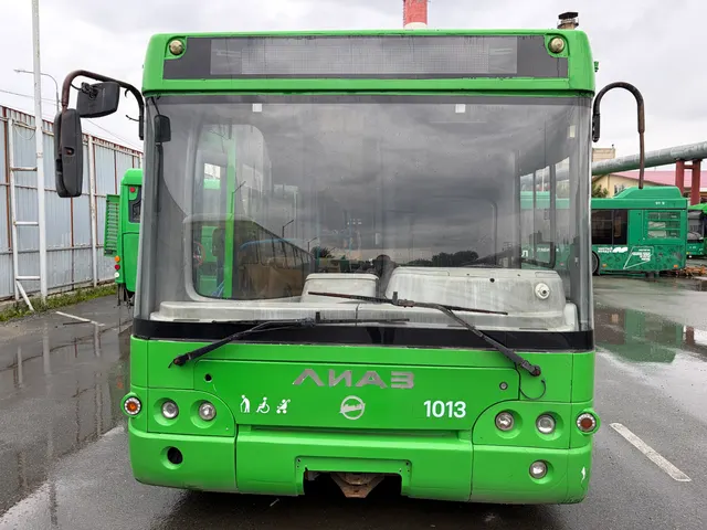 Автобус городской ЛиАЗ 529222, 2012 года