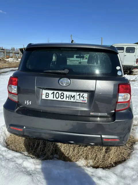 Автомобиль Тойота Ист, г/н В108НМ14