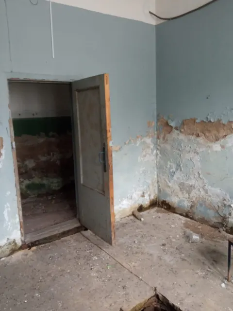 Помещение Пл. 13.7 кв. м. Местоположение: Псковская область, г Великие Луки, пл Вокзальная, д 1, пом 1006 Кадастровый номер 60:25:0040511:562
