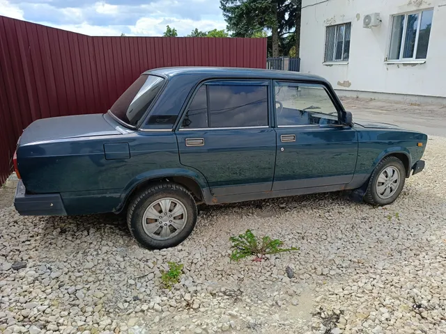 легковой автомобиль ВАЗ 21074 LADA 2107 идентификационный номер (VIN) XTA21074072612138, год изготовления ТС – 2007, мощность двигателя – 74 л.с., цвет кузова – темно-зеленый.