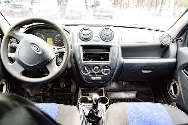 Автомобиль легковой, марка, модель ТС: LADA, 219010  LADA GRANTA, 2013 года выпуска, идентификационный номер (VIN): XTA219010EY070473; модель и номер двигателя – 11186, 6058086, цвет кузова – белый по адресу: Липецкая обл., г. Липецк, ул. 9 Мая, д.20а