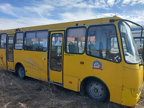Лот № 14 - АВТОБУС, модель/марка БОГДАН А09204, инвентарный № 1012040, год выпуска 2010.