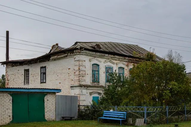 Земельный участок, площадь 745 +/- 10 кв.м., кад.№: 52:54:1200003:998; Здание, назначение: нежилое, площадь 255,2 кв. м., кад.№: 52:54:1200003:999 по адресу: Нижегородская область, Вознесенский р-н, р.п. Вознесенское, ул. Заречная, д.11; Здание, назначение: нежилое, площадь 97,5 кв. м., кад. №: 52:54:1200003:1002, по адресу: Нижегородская область, Вознесенский р-н, р.п. Вознесенское, ул. Заречная, д.11А.
