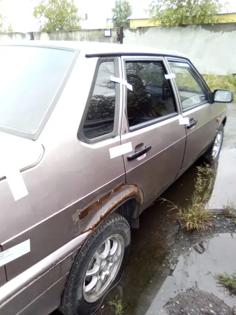 Автомобиль марки ВАЗ 21150, г.р.з. Р 885 РВ 86, 2001 г.в. ТС имеет ограничения ФССП на регистрационные действия (ключи и документы отсутствуют, техническое состояние не проверялось, пробег не известен). Имущество продается в том виде, в каком оно есть, в случае продажи возврату/обмену не подлежит. За скрытые дефекты имущества Продавец ответственности не несет.
