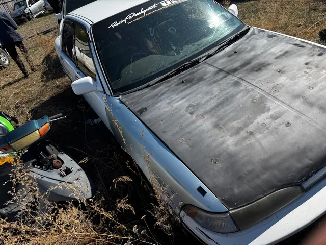 Автомобиль марки Toyota Carina, г/н отсутствует ., № кузова АТ 1707130863