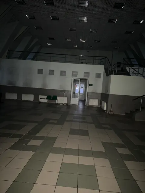 Автовокзал для вахтовых перевозок, площадью 598,3 кв.м, кадастровый номер объекта – 11:15:0101018:90 и земельный участок, площадью 10 000,00 кв.м, кадастровый номер объекта – 11:15:0101018:5. Местонахождение: Республика Коми, г. Усинск, ул. Возейская, д. 22