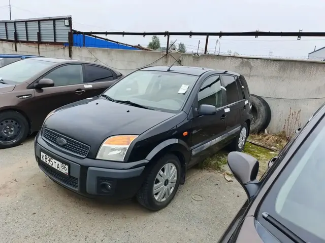 Автомобиль марки  ФОРД Фьюжн, цвет черный, г.р.з. К 895 ТА 86, VIN WF0UXXGAJU8A46581, г/в 2008. ТС имеет ограничения ФССП на регистрационные действия (ключи и документы отсутствуют, техническое состояние не проверялось, пробег не известен). Имущество продается в том виде, в каком оно есть, в случае продажи возврату/обмену не подлежит. За скрытые дефекты имущества Продавец ответственности не несет.
