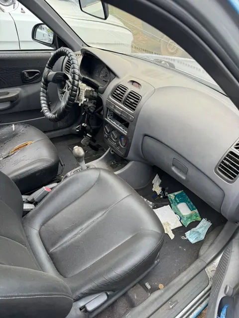 Лот №31 – Автомобиль Hyundai Accent,  2004 г.в.,  (64-011708)