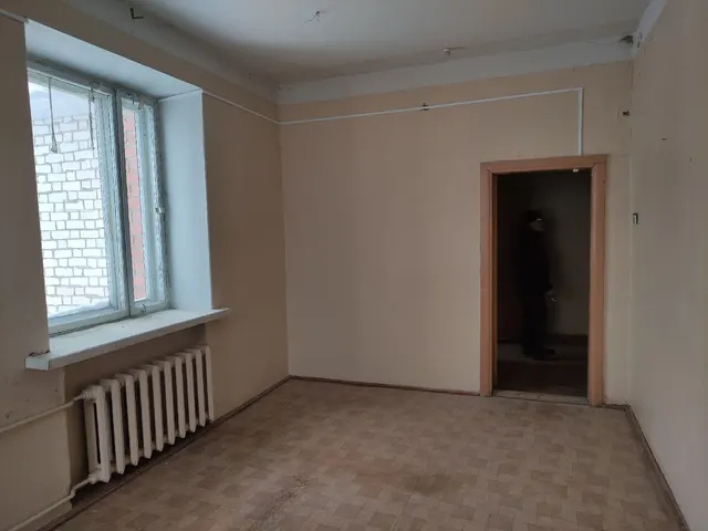 Нежилое помещение с кадастровым номером 37:08:050307:366, площадью 19,7 кв.м., расположенное по адресу: Ивановская область, р-н Комсомольский, г. Комсомольск, ул. Люлина, д. 16, пом. 62 (3 этаж, лит.А)