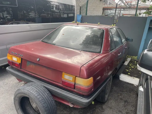 Продажа автомобиля АУДИ 100, 1986 года выпуска