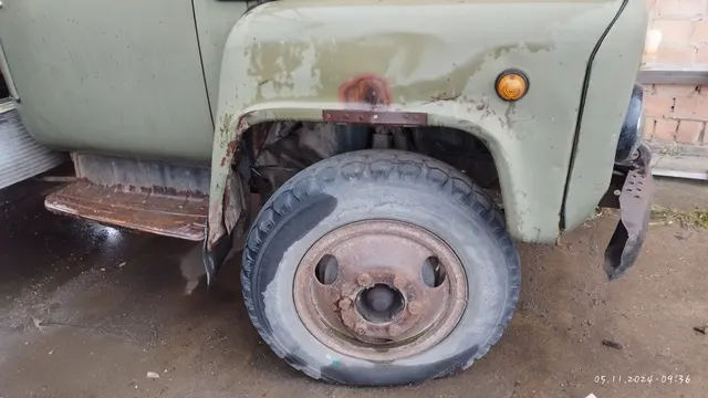 Автомобиль ГАЗ САЗ-3507, 1986 года выпуска, идентификационный № отсутствует, № двигателя отсутствует, шасси № отсутствует,  регистрационный  № С 493 ЕС 124