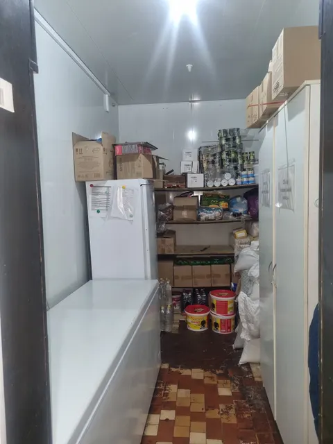 Часть встроенного нежилого помещения, общей площадью 57,2 кв. м., расположенное на 1-м этаже Торгово - офисного комплекса по адресу: Луганская Народная Республика, г.о. город Луганск, г. Луганск, ул. Котельникова, д. 14