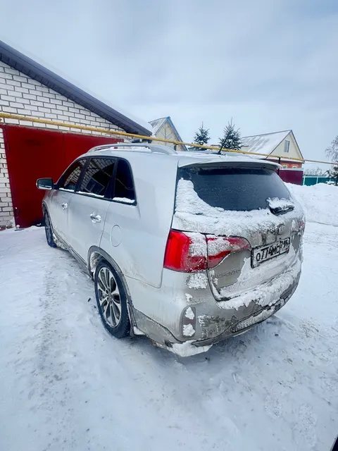 KIA XM FL; SORENTO; 2013 г.в.; г/н О774МС716; VIN XWEKU811DE0016931. (1447 (2), Газизов А.Х.). Начальная стоимость 864 365,00 рублей.