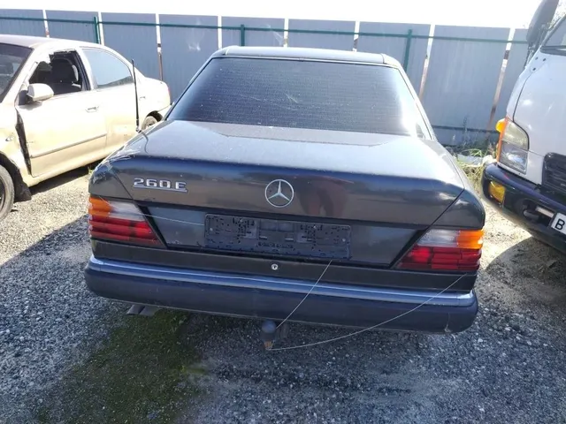 Автомобиль марки "Мерседес 260Е" цвет черный,г/н О426СУ66, VIN WDB1240261B619590, г/в 1991. ТС имеет ограничения ФССП на регистрационные действия (ключи и документы отсутствуют, техническое состояние не проверялось, пробег не известен). Имущество продается в том виде, в каком оно есть, в случае продажи возврату/обмену не подлежит. За скрытые дефекты имущества Продавец ответственности не несет.