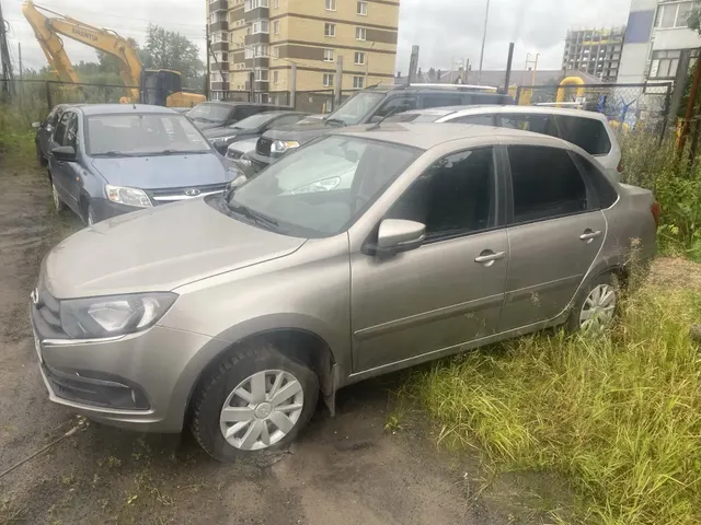 Транспортное средство Lada Granta, 2020 года выпуска, цвет – серый, VIN XTA219010M0722466, государственный номер Р554ВТ29