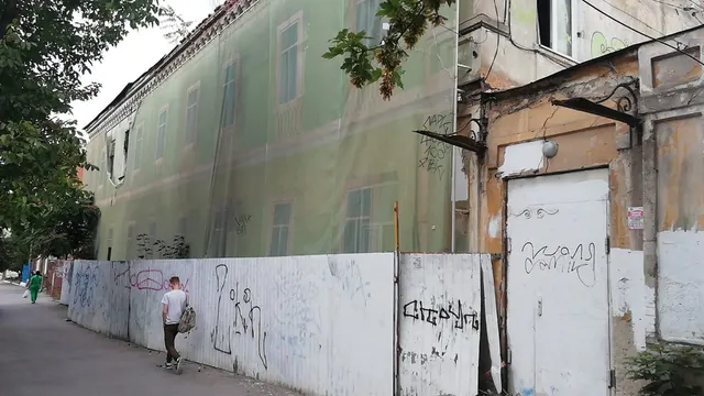 Нежилое здание по адресу: г. Таганрог, ул. Фрунзе, 54 (Объект приватизации является объектом культурного наследия регионального значения – «Комплекс жилых зданий», 2пол. XIX в. на основании постановления комитета по охране объектов культурного наследия Ростовской области от 04.10.2023 № 1586)