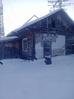 Техническое здание, кадастровый номер 14:28:001001:1300, РНФИ П12140003787, общей площадью 74,1 кв. м, по адресу: Республика Саха (Якутия), Томпонский улус, с.Крест-Хальджай, ул.Ф. Попова, д. 15.