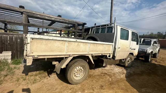 Грузовой бортовой, Nissan Atlas, 1998 г.в., г/н С737МС14, цвет белый, номер шасси (рамы) R8F23001690, № двигателя 059631, объем двигателя 3153.000 см. куб., мощность двигателя 97.800 кВт., мощность двигателя 133.000 л.с. Местонахождение: РС(Я). Собственник Петров В.В.