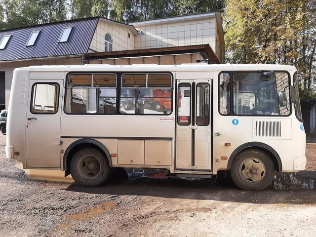 Муниципальное движимое имущество, находящееся в собственности муниципального образования округ Муром,- транспортные средства без экипажа - автобусы ЛиАЗ, ПАЗ в количестве 35 ед.