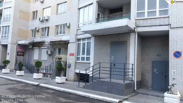 жилое помещение (квартира) площадью 67,7 кв. м с к.н. 61:44:0081902:552 по адресу: Ростовская область, г. Ростов-на-Дону, ул. Народного Ополчения, д. 213, кв. 145