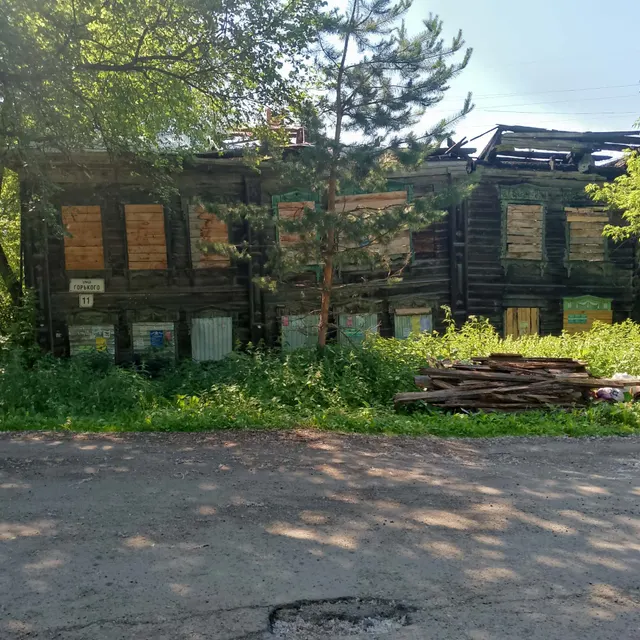 Нежилое здание по адресу: Томская область, г. Томск, ул. Максима Горького, д. 11