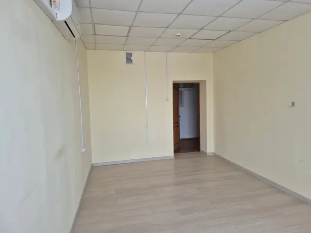 Предоставление в аренду нежилого помещения № 5, общей площадью 18,5 кв.м., расположенного на 4 этаже здания, находящегося по адресу: г. Якутск, ул. Кирова, д. 28.