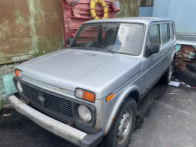 Продажа автомобиля Лада 213100, 2010 года выпуска