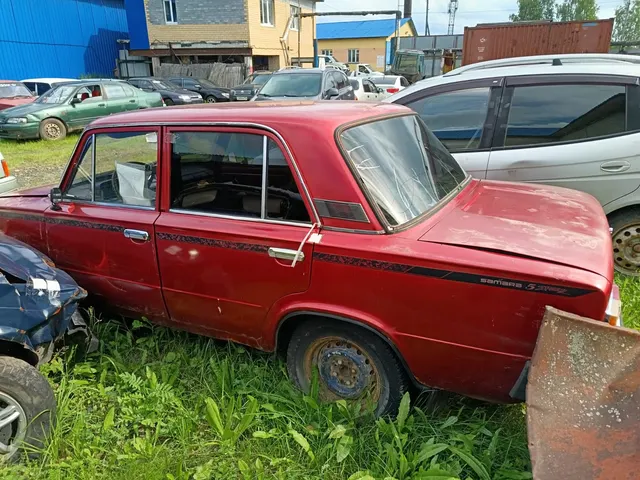 Автомобиль марки ВАЗ 21011 государственный регистрационный знак У835АО 52