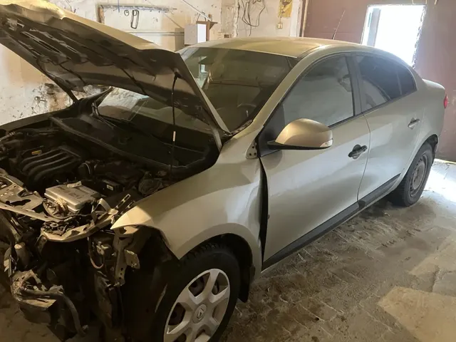 Автомобиль легковой Renault Fluencе