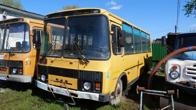 Транспортное средство: марка, модель ТС: ПАЗ 32053-70; тип ТС: автобус идентификационный номер (VIN): Х1M3205ЕХ60010597; шасси (рама) №: отсутствует; кузов  (кабина, прицеп)№: Х1M3205ЕХ60010597; цвет кузова: желтый; паспорт транспортного средства: 52 ММ 340320 от 28.11.2006; регистрационный номер: Н 889 АР 55