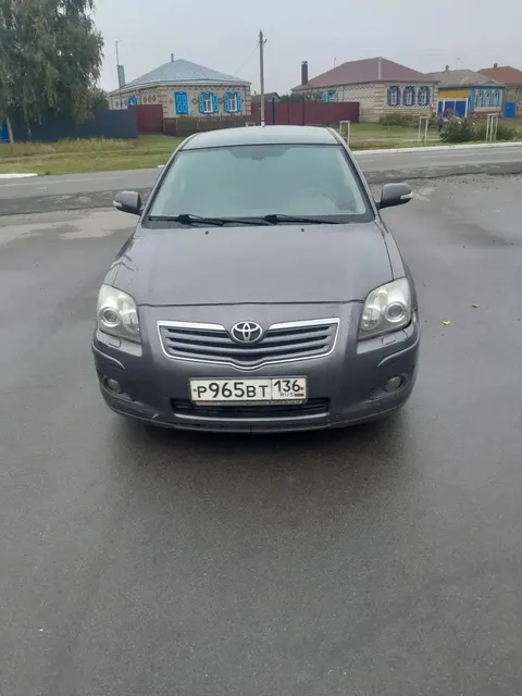 Легковой автомобиль TOYOTA AVENSIS