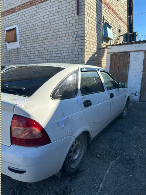 Автомобиль LADA 217230, LADA PRIORA, 2010 г.в., VIN ХТА217230А0120663, г.р.з. А618ВР 172 (ключи и документы отсутствуют, техническое состояние не проверялось, пробег не известен). Имущество продается в том виде, в каком оно есть, в случае продажи возврату/обмену не подлежит. За скрытые дефекты имущества Продавец ответственности не несет.