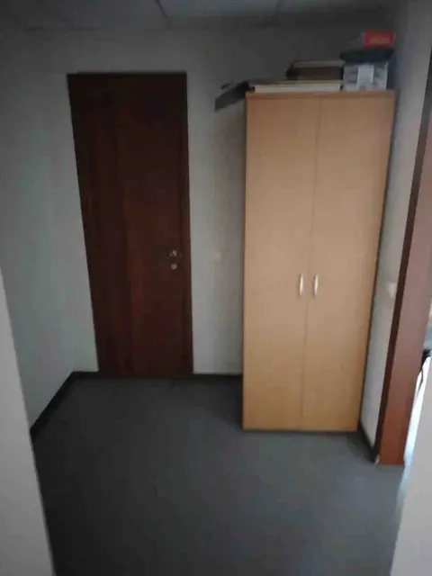 помещение площадью 34,2 кв.м. с кадастровым номером 48:20:0013702:519, (РНФИ П13680053556), расположенного по адресу: Липецкая область, городской округ город Липецк, город Липецк, улица Кузнечная, дом 4б, помещение 8