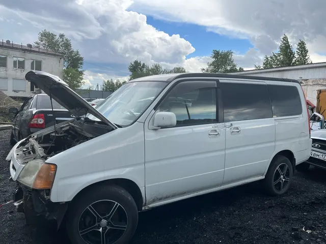 Транспортное средство марки «Honda Stepwgn» 1998 г.в.,  с государственным регистрационным номером T290ВM17.