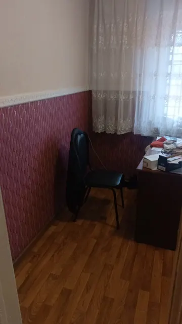 часть нежилого помещения, общей площадью 14,8 кв.м, 1 этаж, в т.ч. площадь мест общего пользования 4,0 кв.м,  расположенное по адресу: Тамбовская область, г.Уварово, мкр. Молодежный, д.3, №1