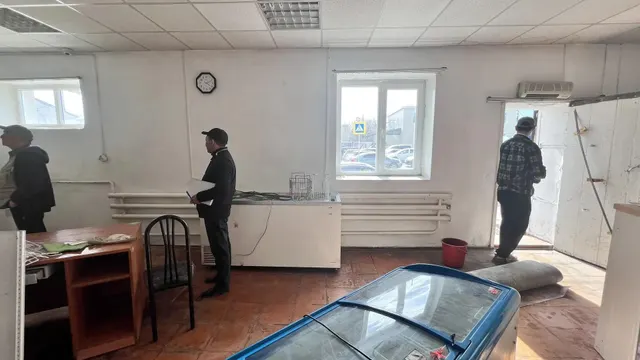 Нежилое помещение, общей площадью 80,40 м2, кадастровый №80:01:180137:385, по адресу: Забайкальский край, р-н. Агинский, пгт. Агинское, ул. Цыбикова, д. 4, пом. 4