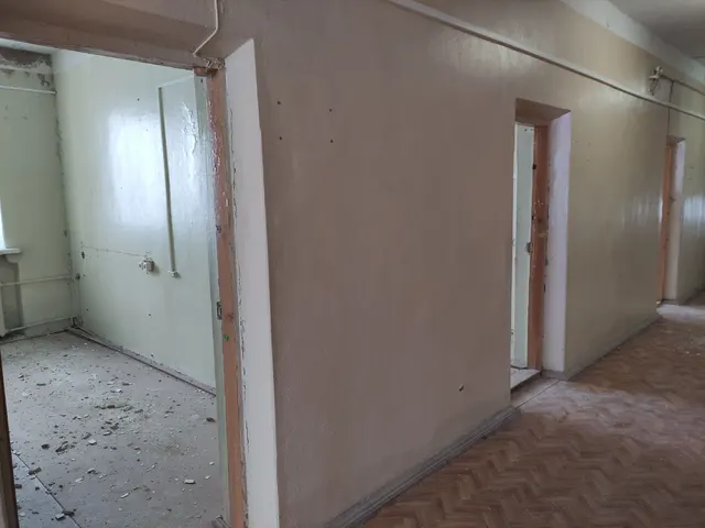 Нежилое помещение с кадастровым номером 37:08:050307:361, площадью 45,2 кв.м., расположенное по адресу: Ивановская область, р-н Комсомольский, г. Комсомольск, ул. Люлина, д. 16, пом. 72-74 (3 этаж, лит.А)